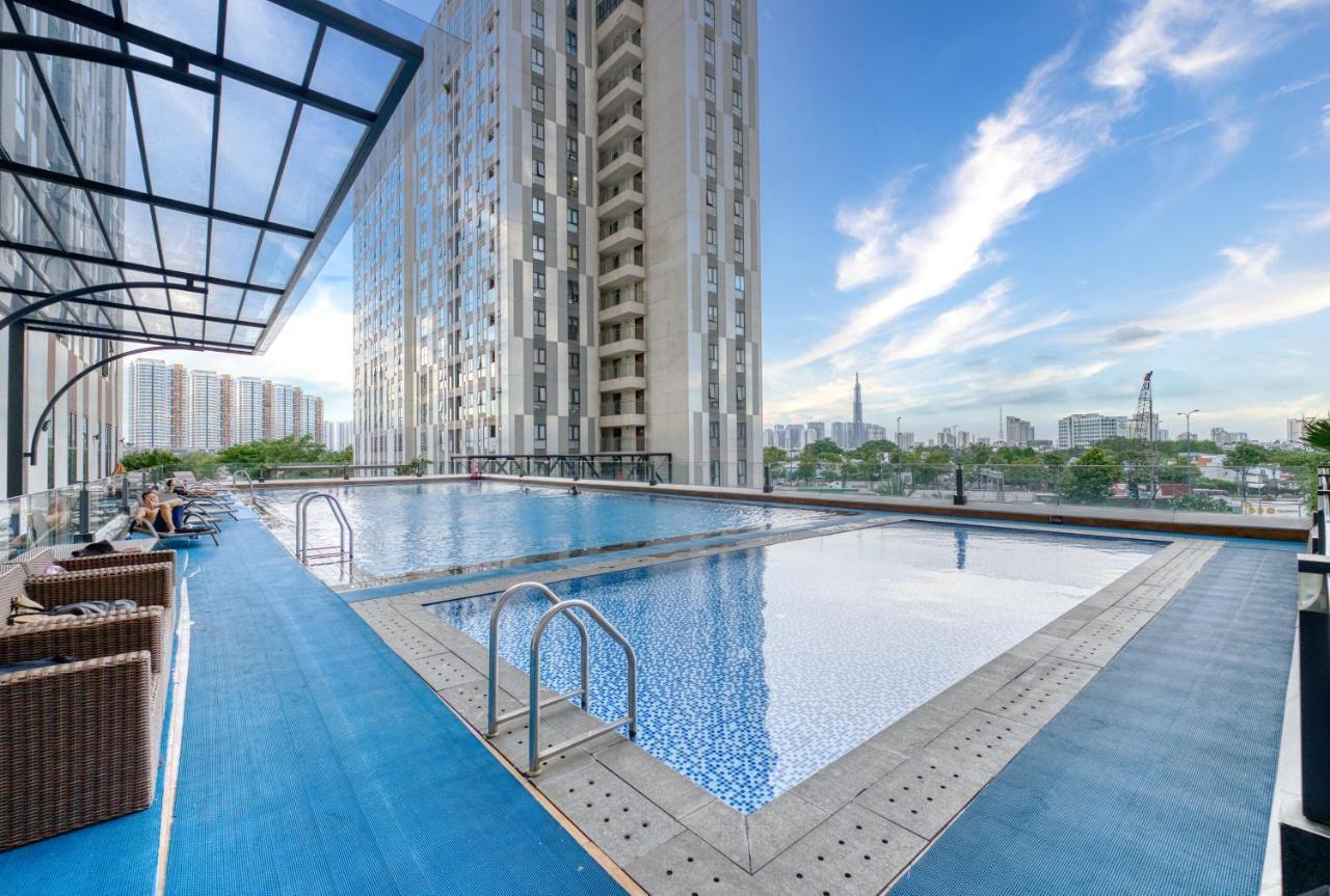 Cozy Private Bedroom In A Luxury 2Br Condo Ho Chi Minh City Bagian luar foto